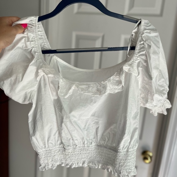 White puffy crop top - Picture 2 of 2